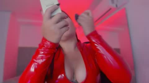 Bonnie  online show from November 16, 11:27 am