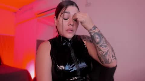 Bonnie  online show from January 14, 11:27 am