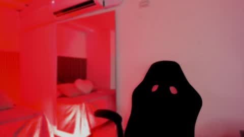 Bonnie  online show from March 29, 11:21 am