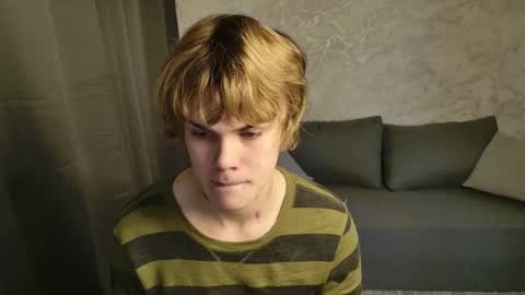 Snapshot of bonnie_and_c1yde chatting on February 22, 5:08 am Jessy Mark online show from February 22, 5:08 am