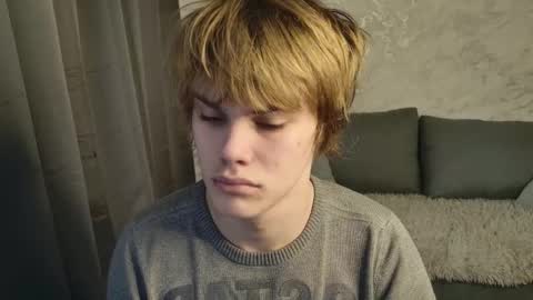 Snapshot of bonnie_and_c1yde chatting on March 1, 5:09 am Jessy Mark online show from March 1, 5:09 am