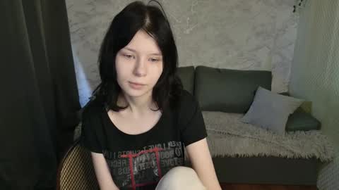 Snapshot of bonnie_and_c1yde chatting on March 23, 5:00 am Jessy Mark online show from March 23, 5:00 am