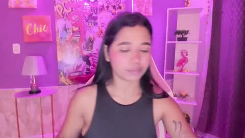 Snapshot of bonnie_benet chatting on December 20, 11:21 am Bonnie online show from December 20, 11:21 am