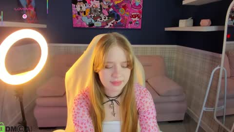 Snapshot of bonnie_jonson chatting on April 18, 11:49 pm Bonnie online show from April 18, 11:49 pm