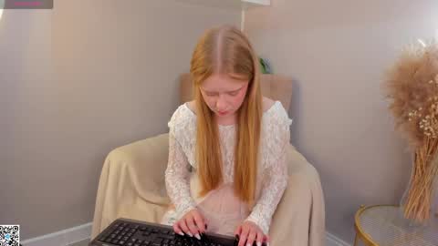 Snapshot of bonnie_jonson chatting on April 30, 12:06 am Bonnie online show from April 30, 12:06 am