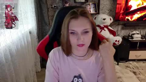 Snapshot of bonnie_kittens chatting on October 1, 6:41 am Russian Lili gerl online show from October 1, 6:41 am