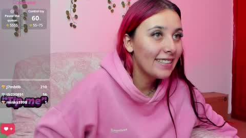 Snapshot of bonnie_moon_ chatting on February 3, 12:58 am Bonnie Help me reach 500 likes online show from February 3, 12:58 am