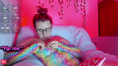 Snapshot of bonnie_moon_ chatting on September 15, 12:10 am Bonnie Help me reach 500 likes online show from September 15, 12:10 am