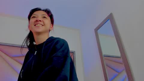   online show from March 29, 12:32 am