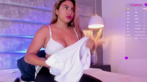 Snapshot of bonnieowen chatting on March 2, 2:43 pm Bonnie online show from March 2, 2:43 pm