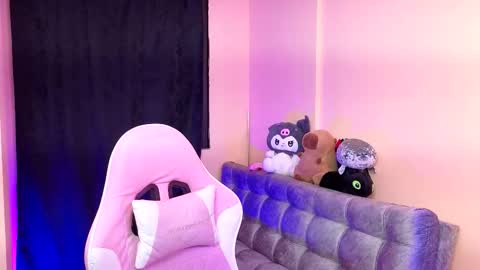 Karen online show from January 13, 4:40 am