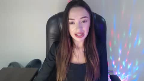 Bonnie online show from October 12, 7:07 am