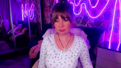 Snapshot of bonybenessy chatting on September 15, 7:36 pm Mira online show from September 15, 7:36 pm