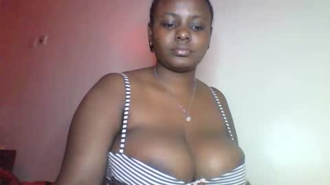Snapshot of boobbyb chatting on October 22, 6:29 pm boobbyb online show from October 22, 6:29 pm