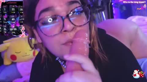 Snapshot of booboosperfectfacefuck chatting on December 8, 10:47 pm Nova sub to my fan club for free pms and sexy sloppy videos online show from December 8, 10:47 pm
