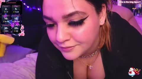 Snapshot of booboosperfectfacefuck chatting on December 14, 3:29 am Nova sub to my fan club for free pms and sexy sloppy videos online show from December 14, 3:29 am