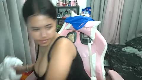 boobsypinay_zhein online show from June 29, 12:05 pm