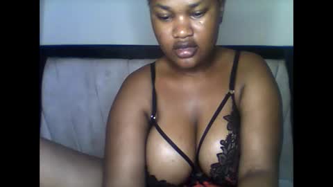 boobylicious012 online show from April 29, 9:13 am