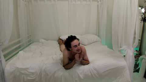 Snapshot of boobznbeer chatting on February 27, 10:04 am Miley online show from February 27, 10:04 am