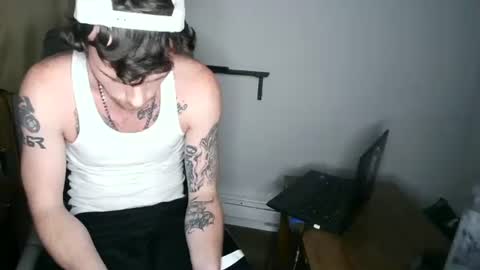 Snapshot of boogieflexxx chatting on October 9, 12:19 am boogieflexxx online show from October 9, 12:19 am