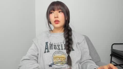 Snapshot of boonie_girl chatting on April 6, 5:52 am Booniee online show from April 6, 5:52 am