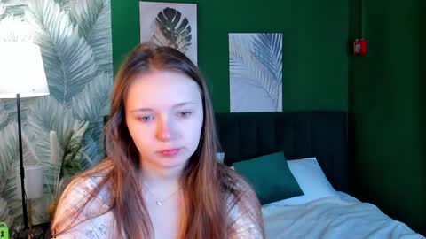 Milena online show from May 7, 3:01 am