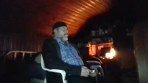 Snapshot of booshy chatting on December 31, 12:04 pm Booshwa online show from December 31, 12:04 pm