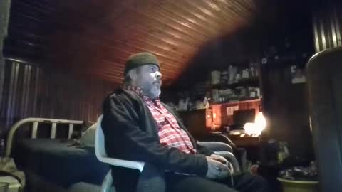 Snapshot of booshy chatting on January 3, 1:25 pm Booshwa online show from January 3, 1:25 pm