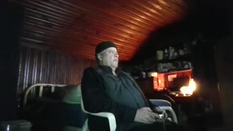 Snapshot of booshy chatting on January 31, 5:09 am Booshwa online show from January 31, 5:09 am