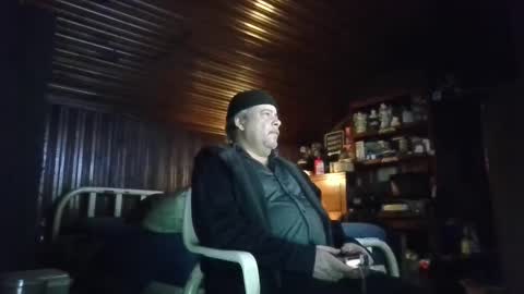Snapshot of booshy chatting on February 2, 2:06 am Booshwa online show from February 2, 2:06 am