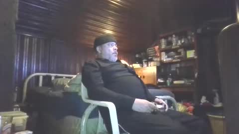 Booshwa online show from December 17, 3:45 am