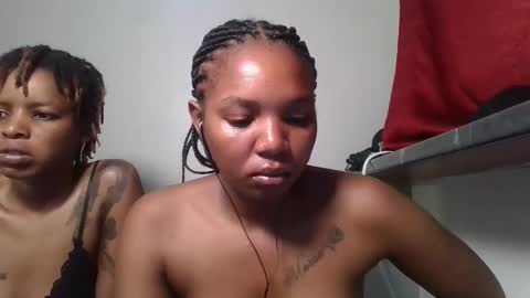 bootie_caramel online show from June 5, 3:24 am