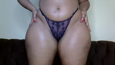 Snapshot of bootieshakess chatting on January 20, 1:39 am bootieshakess online show from January 20, 1:39 am