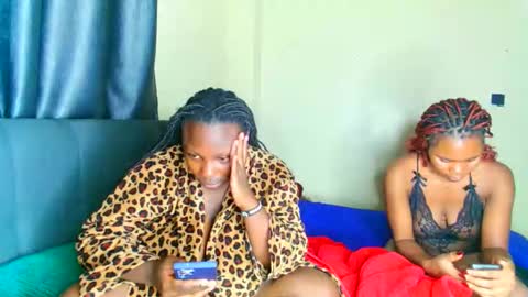 vee online show from October 12, 9:25 pm