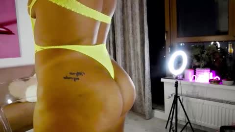 bootyliciousbunny online show from March 10, 12:04 am