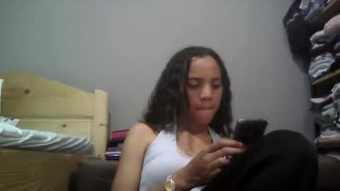 boozyArt online show from October 25, 3:07 pm