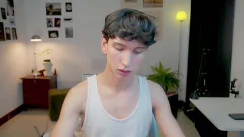 Bream online show from April 3, 3:32 pm