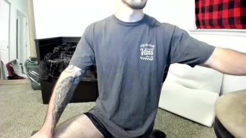 Snapshot of boris_da_blade chatting on April 8, 5:51 am Boris DaBlade online show from April 8, 5:51 am