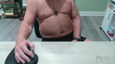 Snapshot of borntobebad2 chatting on December 21, 5:18 pm borntobebad2 online show from December 21, 5:18 pm