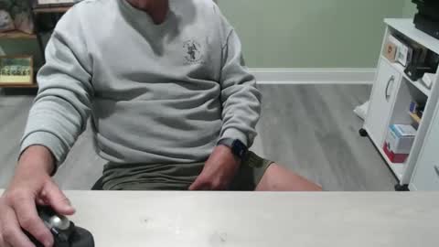 Snapshot of borntobebad2 chatting on April 13, 6:35 pm borntobebad2 online show from April 13, 6:35 pm