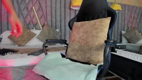 Boss online show from November 30, 3:21 am