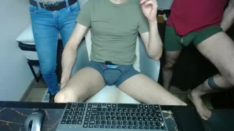 bossking019 online show from January 25, 4:34 am