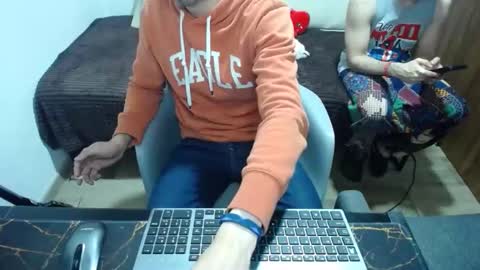 bossking019 online show from February 16, 10:32 pm