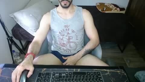 bossking019 online show from March 8, 6:05 pm