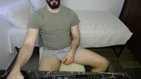 bossking019 online show from February 16, 7:21 pm