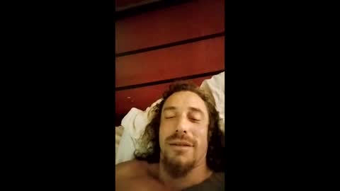 Snapshot of bossusaround chatting on February 11, 1:10 am bossusaround online show from February 11, 1:10 am