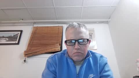 bostonirish45 online show from May 25, 3:45 am
