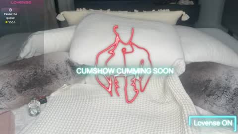 Snapshot of bottombearishguy chatting on June 22, 12:13 pm bottombearishguy online show from June 22, 12:13 pm