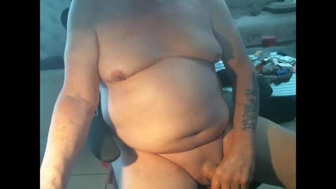 Snapshot of bottomguy33540 chatting on January 7, 5:26 pm BAM online show from January 7, 5:26 pm