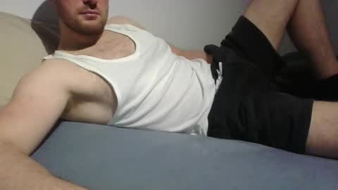 Snapshot of bottomtsinner chatting on November 1, 10:45 pm bottomtsinner online show from November 1, 10:45 pm